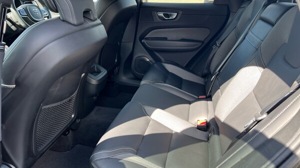 Used Volvo XC60 2021 for sale - 75467558: Photo 10