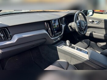 Used Volvo XC60 2021 for sale - 75467558: Photo
