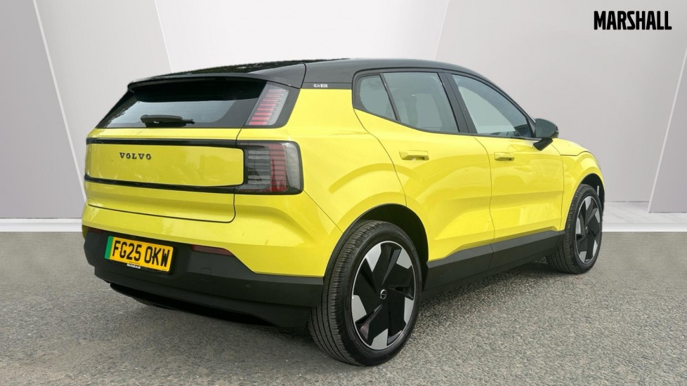 Used Volvo EX30 2025 for sale - 77025470: Photo 2