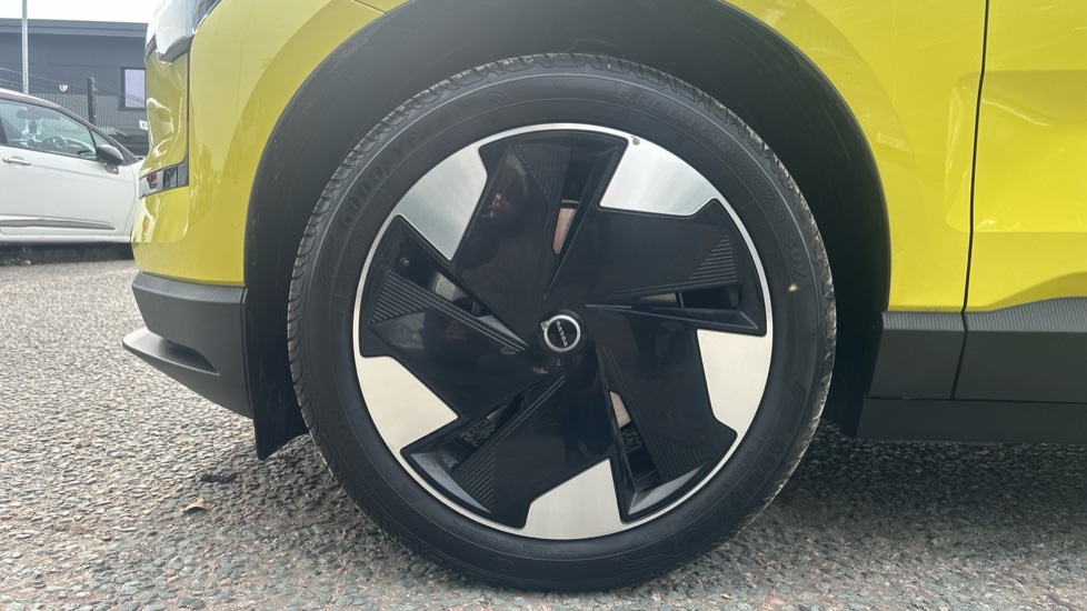 Used Volvo EX30 2025 for sale - 77025470: Photo 25