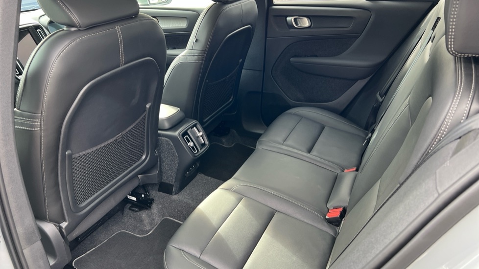 Used Volvo XC40 2024 for sale - 76116825: Photo 10