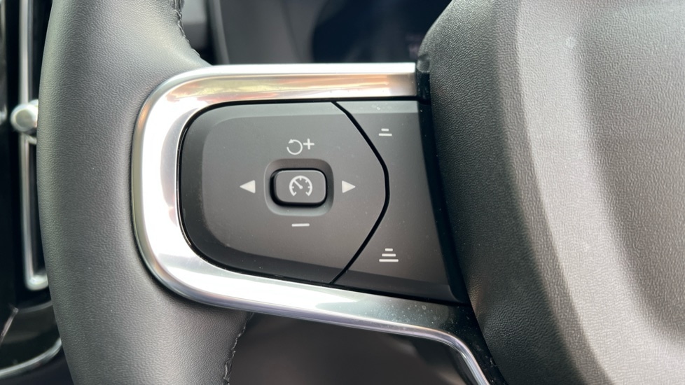 Used Volvo XC40 2024 for sale - 76116825: Photo 18