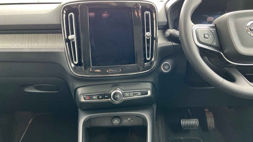 Used Volvo XC40 2024 for sale - 76116825: Photo 22