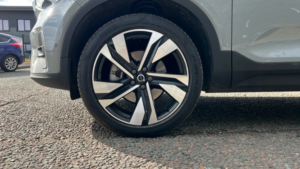 Used Volvo XC40 2024 for sale - 76116825: Photo 25