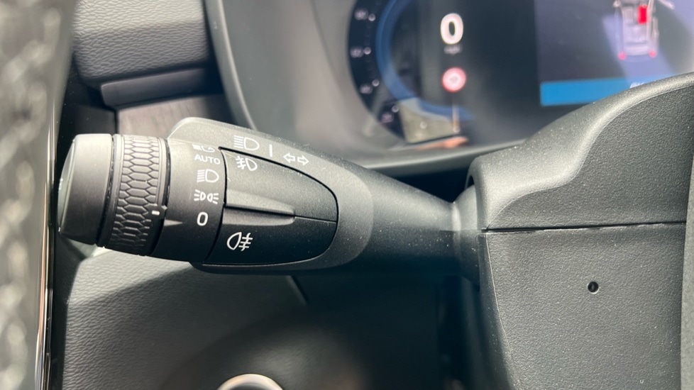 Used Volvo XC40 2024 for sale - 76116825: Photo 27