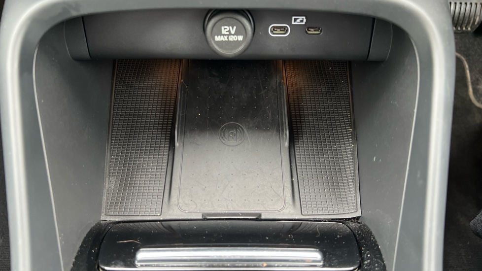 Used Volvo XC40 2024 for sale - 76116825: Photo 35