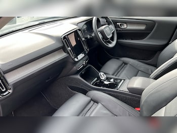 Used Volvo XC40 2024 for sale - 76116825: Photo 4
