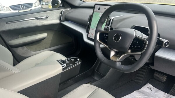 Used Volvo EX30 2025 for sale - 75467948: Photo 5