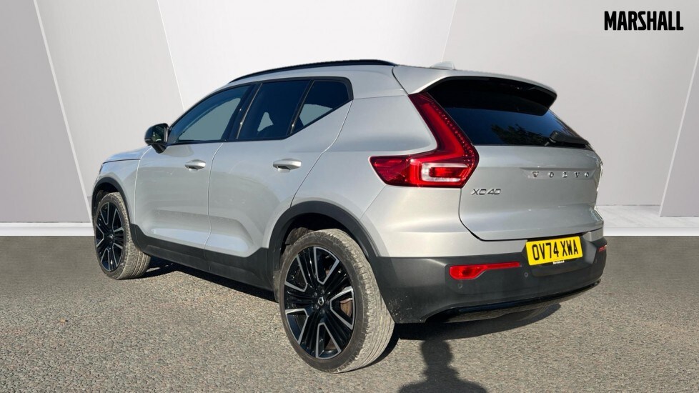 Used Volvo XC40 2024 for sale - 76116934: Photo 2