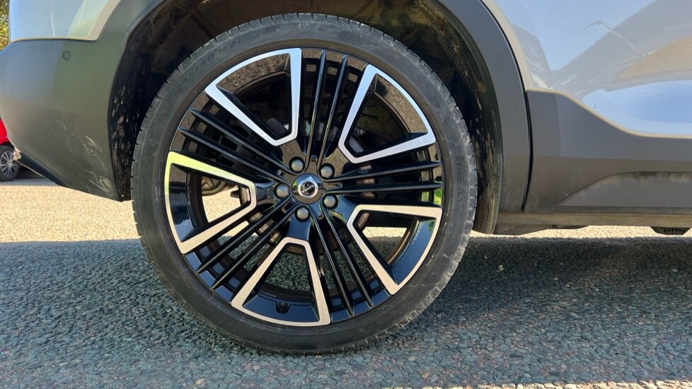 Used Volvo XC40 2024 for sale - 76116934: Photo 24