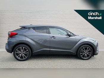 Used Toyota C-HR 2018 for sale - 75467695: Photo