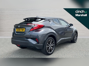 Used Toyota C-HR 2018 for sale - 75467695: Photo