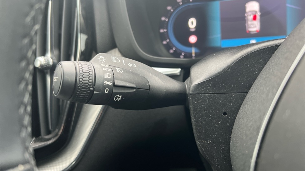 Used Volvo XC60 2023 for sale - 77079103: Photo 27