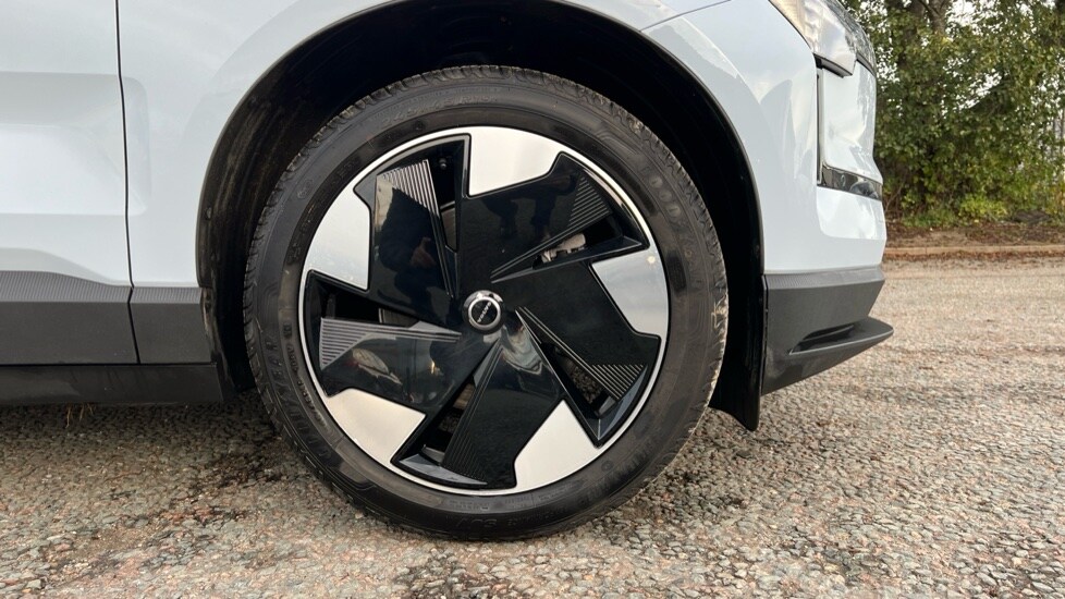 Used Volvo EX30 2025 for sale - 76870424: Photo 16