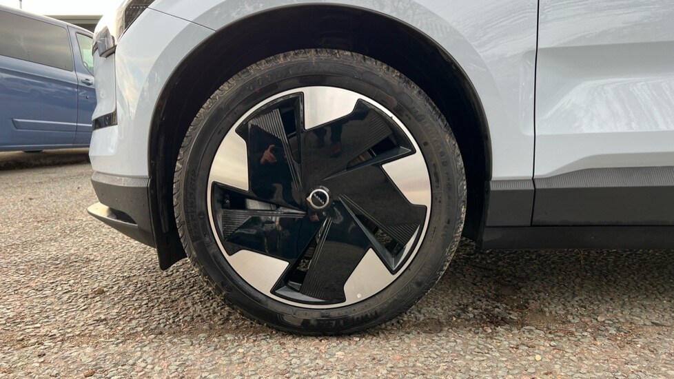 Used Volvo EX30 2025 for sale - 76870424: Photo 25