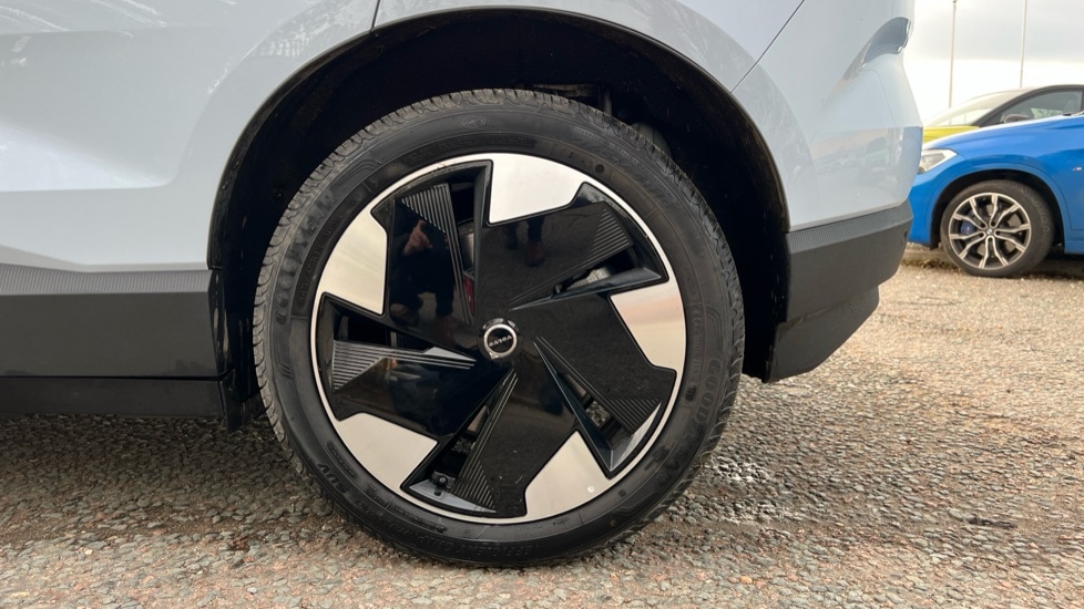 Used Volvo EX30 2025 for sale - 76870424: Photo 26