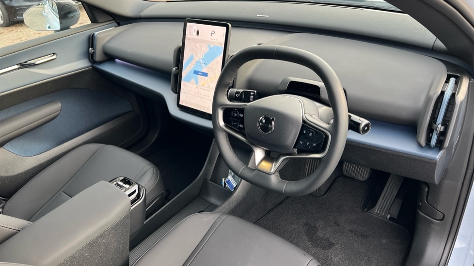 Used Volvo EX30 2025 for sale - 76870424: Photo 5