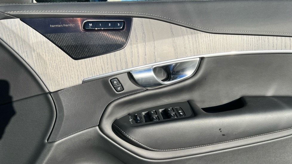 Used Volvo XC90 2024 for sale - 76872727: Photo 15