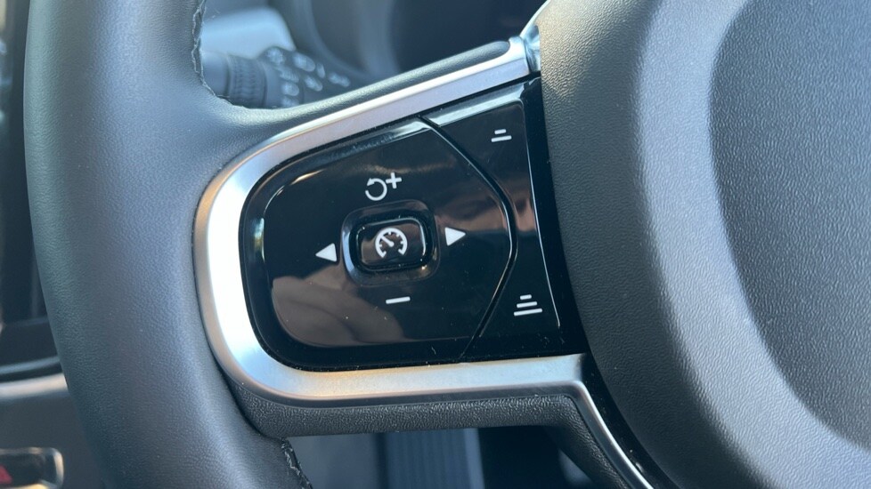 Used Volvo V90 2024 for sale - 76289706: Photo 18