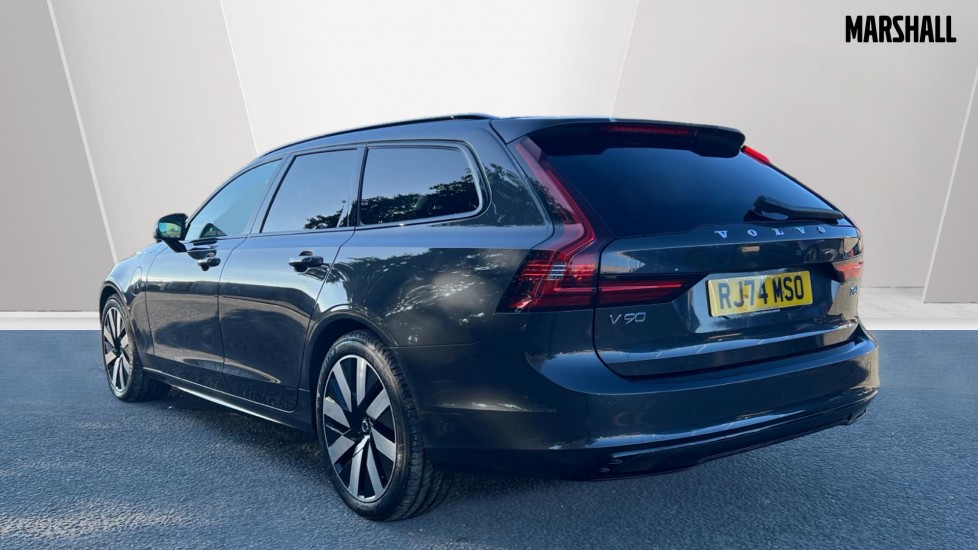 Used Volvo V90 2024 for sale - 76289706: Photo 2