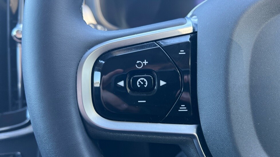 Used Volvo V90 2024 for sale - 76289706: Photo 36