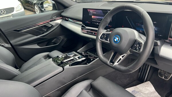 Used BMW i5 2024 for sale - 75618576: Photo 9