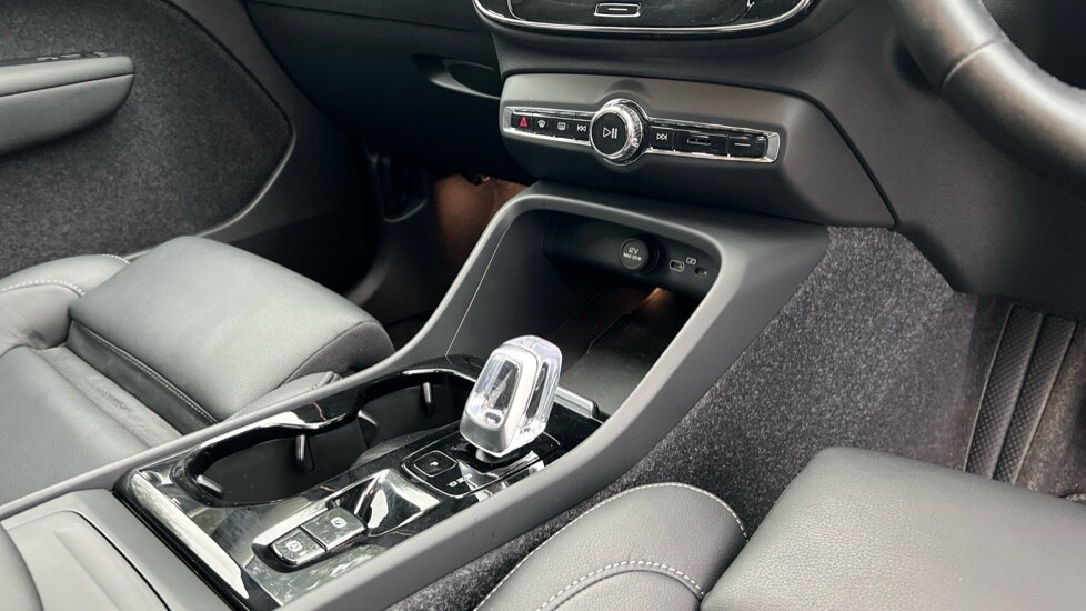 Used Volvo XC40 2024 for sale - 76117008: Photo 14