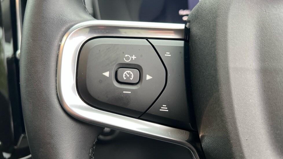 Used Volvo XC40 2024 for sale - 76117008: Photo 18