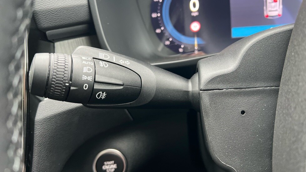 Used Volvo XC40 2024 for sale - 76117008: Photo 27