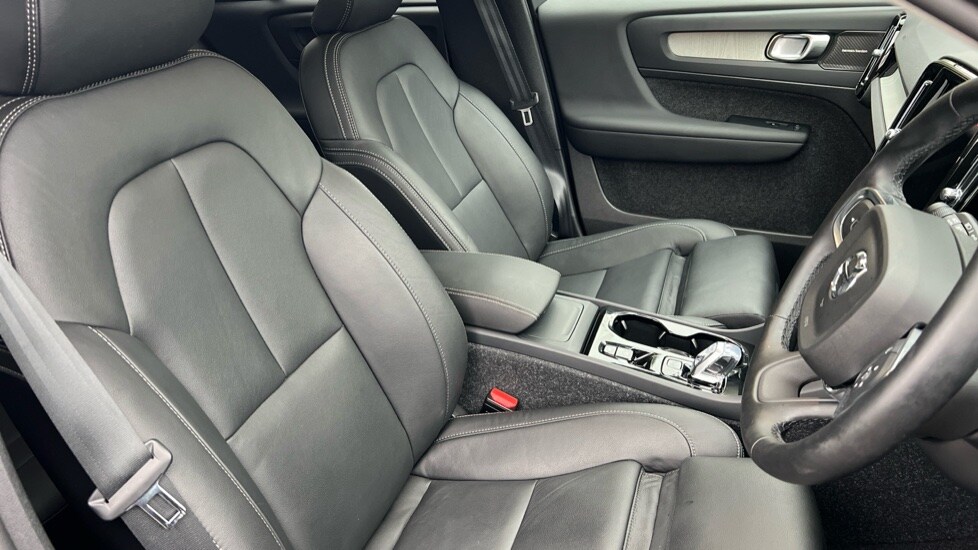 Used Volvo XC40 2024 for sale - 76117008: Photo 9