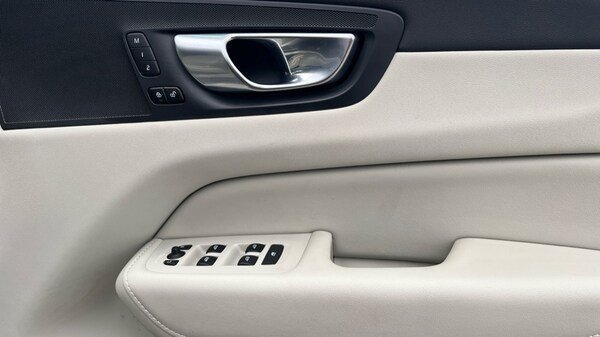 Used Volvo XC60 2022 for sale - 76161194: Photo 15
