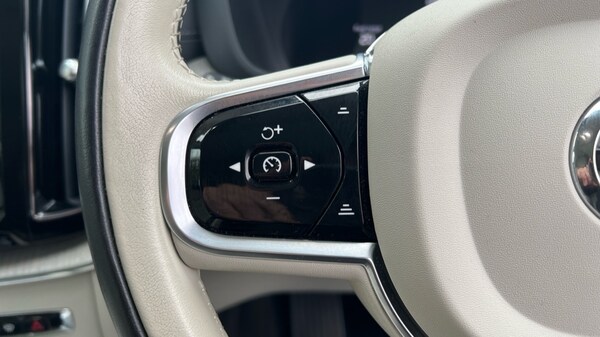 Used Volvo XC60 2022 for sale - 76161194: Photo 18
