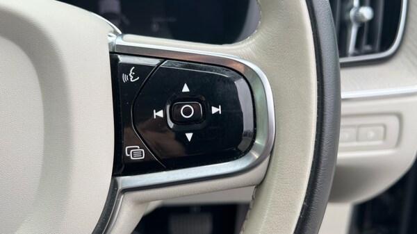 Used Volvo XC60 2022 for sale - 76161194: Photo 19