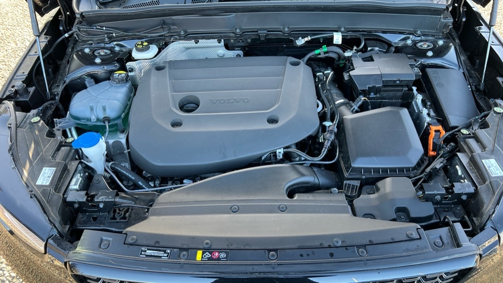 Used Volvo XC40 2024 for sale - 76872713: Photo 23