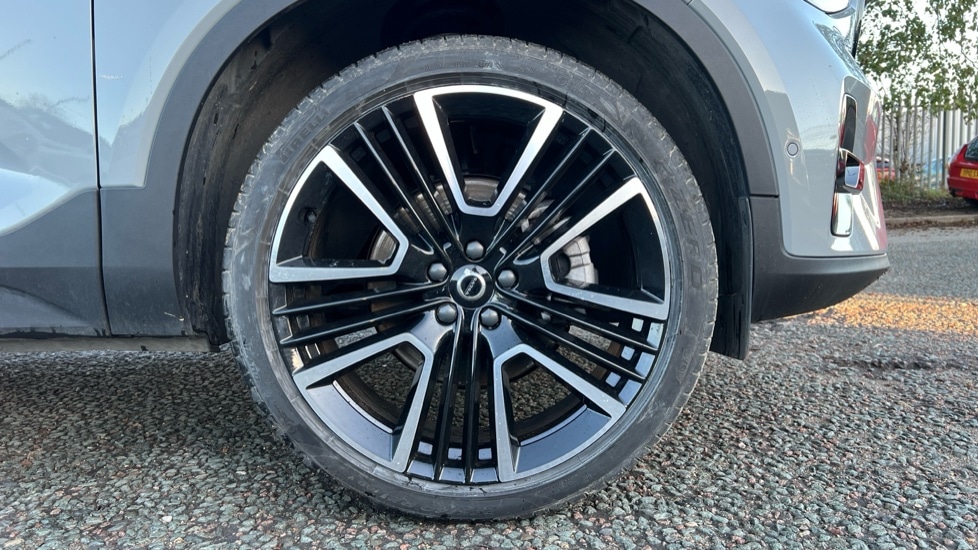 Used Volvo XC40 2024 for sale - 76873325: Photo 16