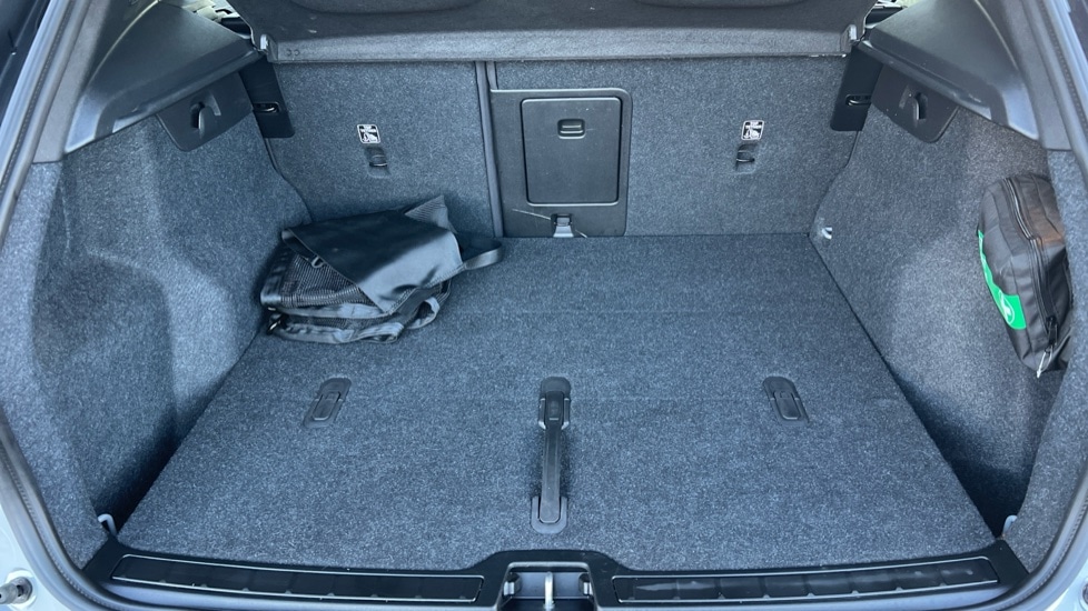 Used Volvo XC40 2024 for sale - 76873325: Photo 17