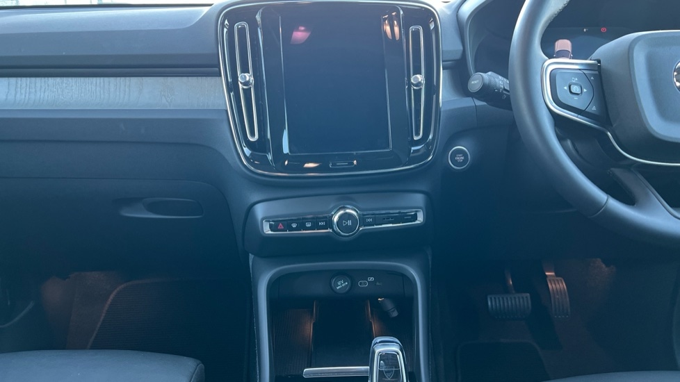 Used Volvo XC40 2024 for sale - 76873325: Photo 22