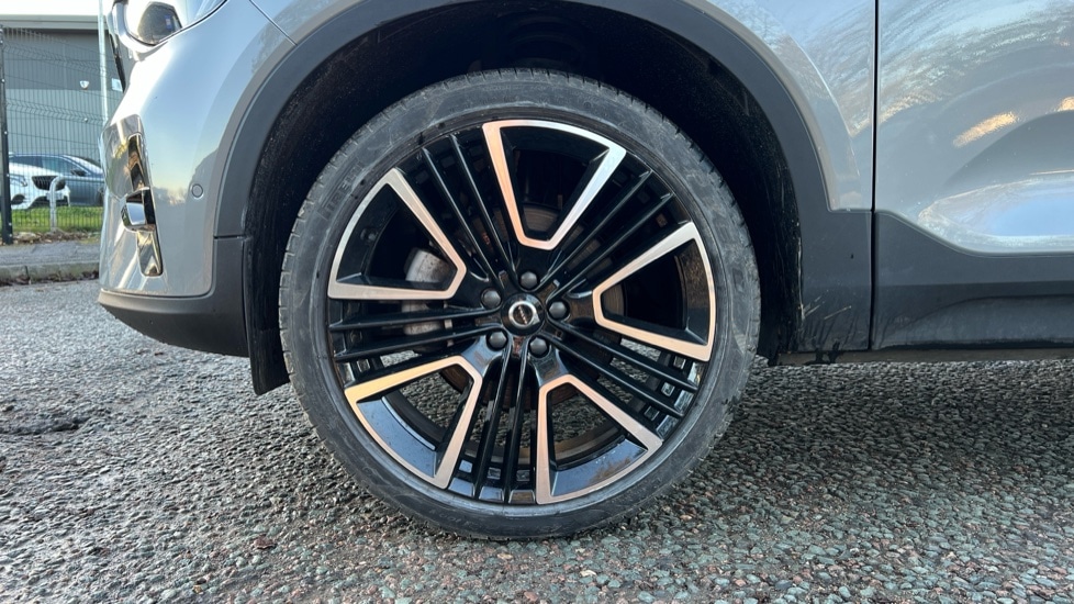 Used Volvo XC40 2024 for sale - 76873325: Photo 25