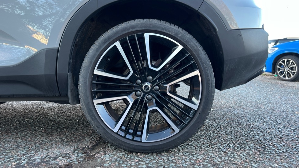 Used Volvo XC40 2024 for sale - 76873325: Photo 26