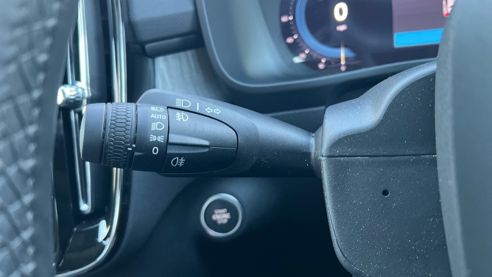 Used Volvo XC40 2024 for sale - 76873325: Photo 27