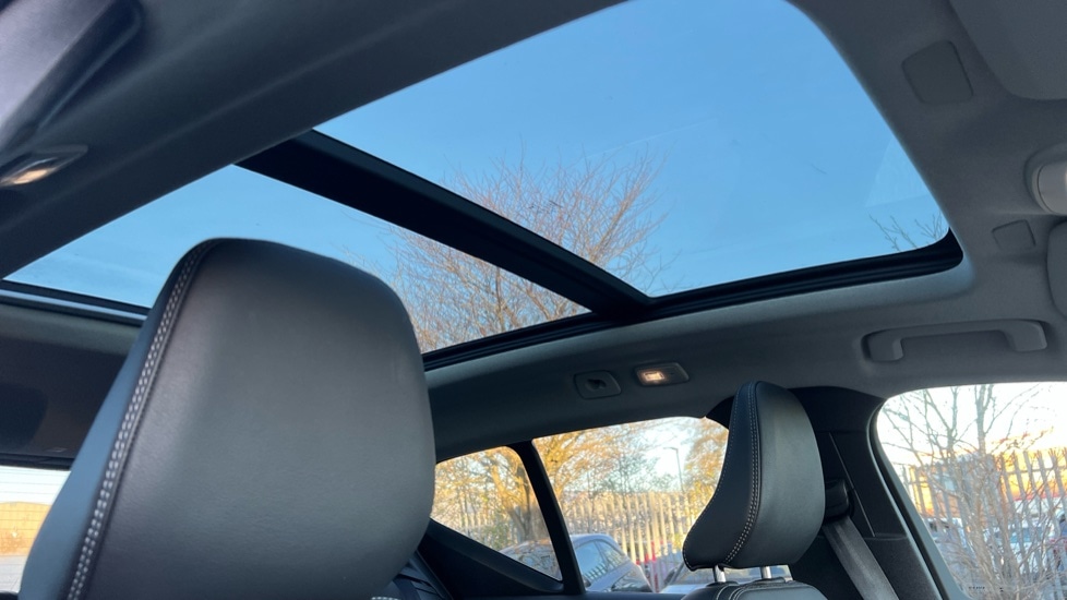 Used Volvo XC40 2024 for sale - 76873325: Photo 34