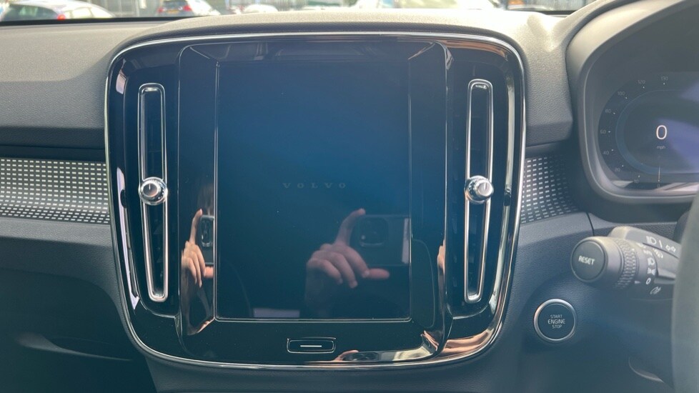 Used Volvo XC40 2025 for sale - 76007620: Photo 20