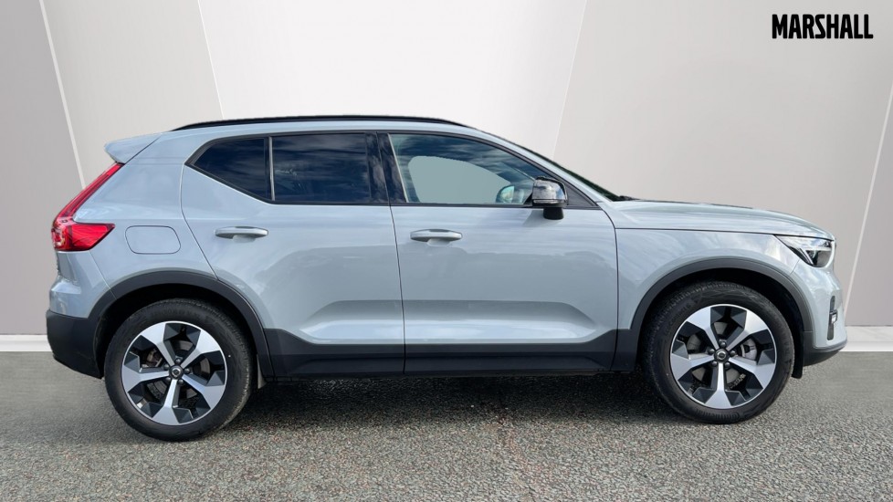 Used Volvo XC40 2025 for sale - 76007620: Photo 3