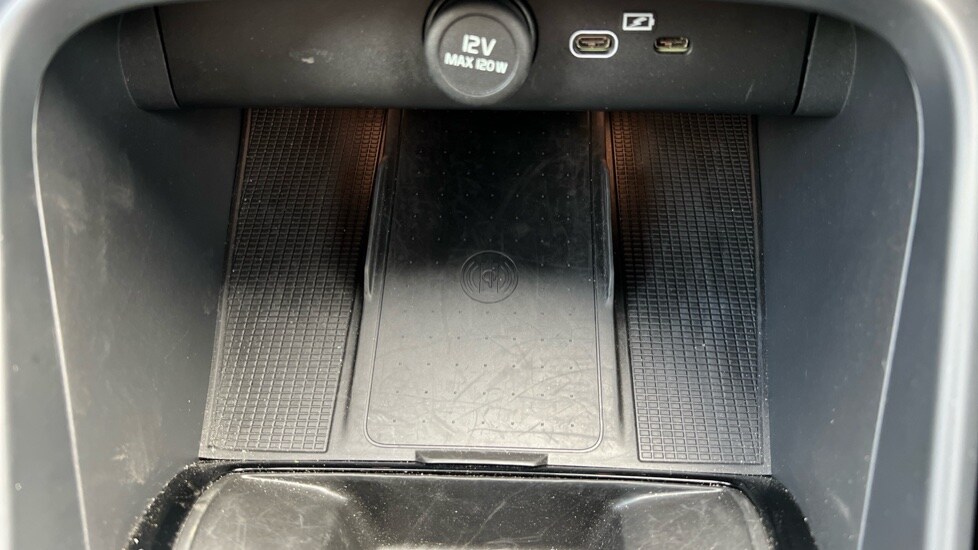 Used Volvo XC40 2025 for sale - 76007620: Photo 35