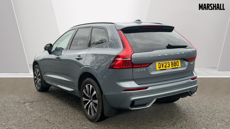 Used Volvo XC60 2023 for sale - 76873039: Photo 2