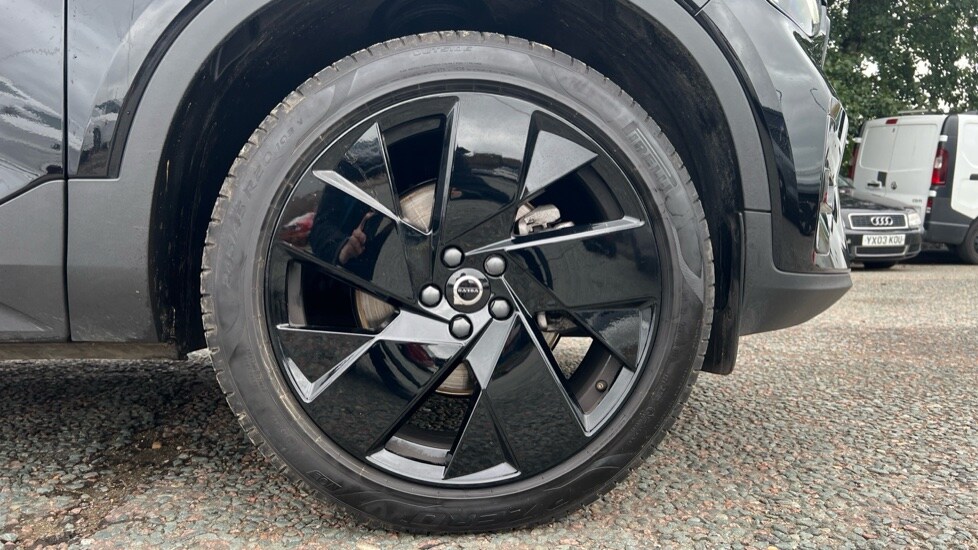 Used Volvo XC40 2025 for sale - 75922061: Photo 16