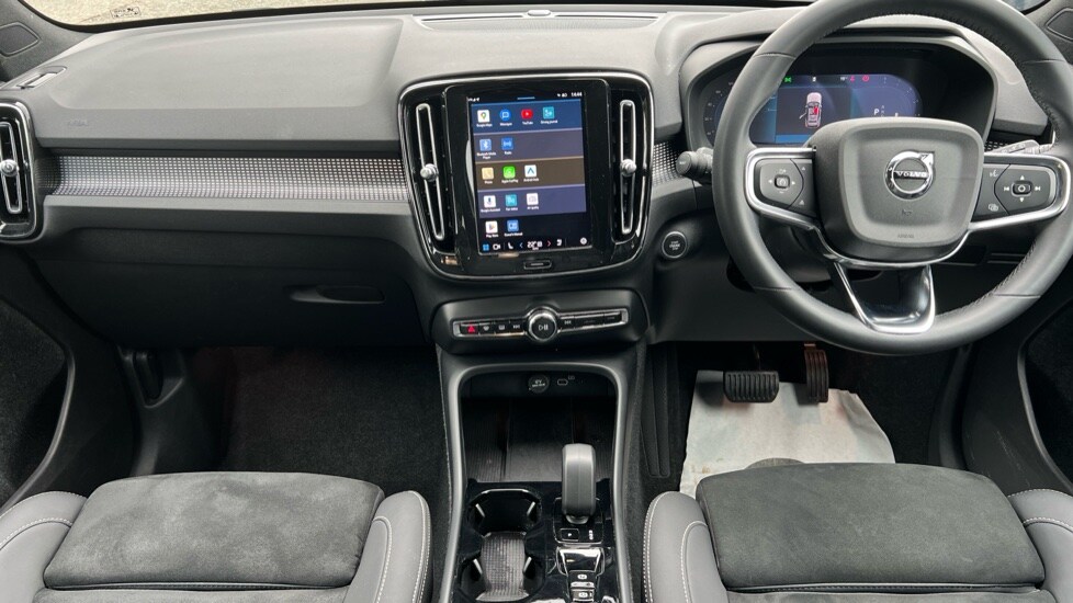 Used Volvo XC40 2025 for sale - 75922061: Photo 21