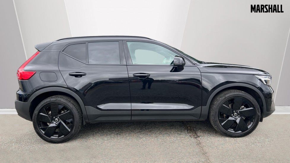 Used Volvo XC40 2025 for sale - 75922061: Photo 3