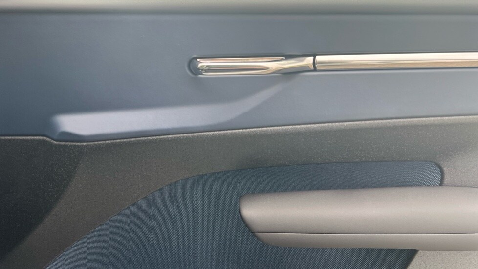 Used Volvo EX30 2025 for sale - 76539847: Photo 15