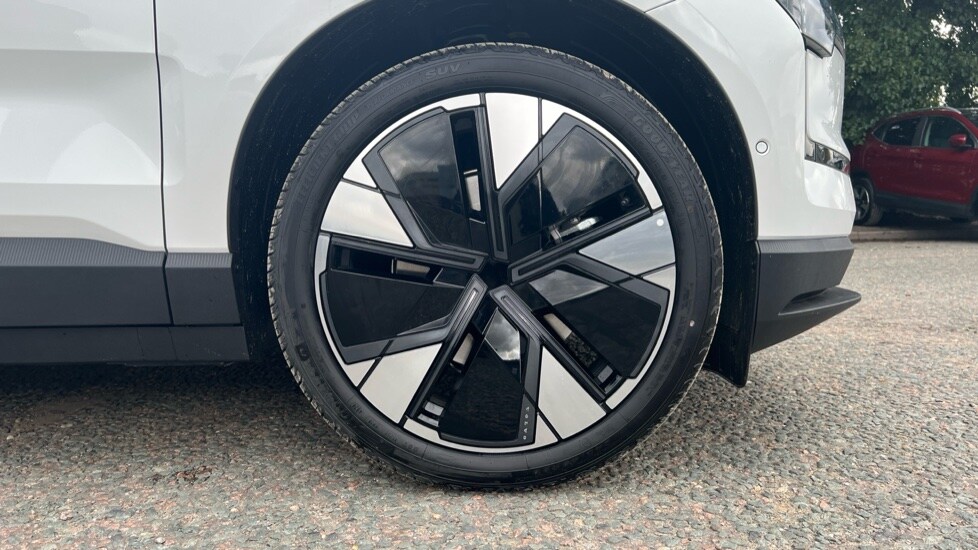 Used Volvo EX30 2025 for sale - 76539847: Photo 16